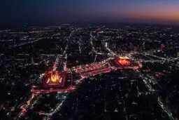 گل آرایی ضریح امام حسین(ع) با فرا رسیدن ولادت امام حسن مجتبی(ع)