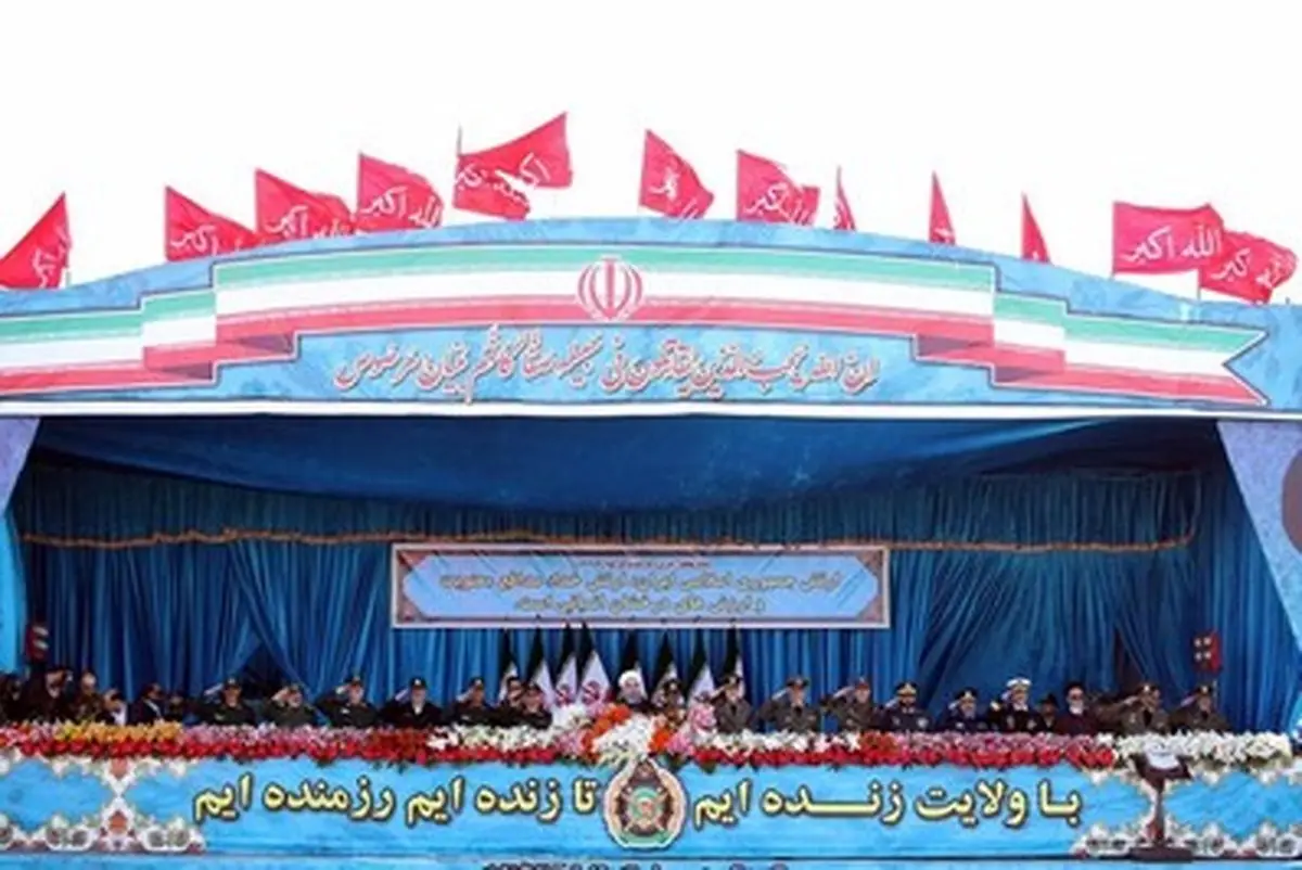 روایت تصویری از گرامیداشت روز ارتش با حضور روحانی