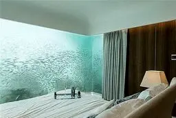 تصویری از ویلای مسی در زیر آب