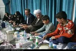 دیدار کودکان تحت پوشش بهزیستی با هاشمی/ تصاویر