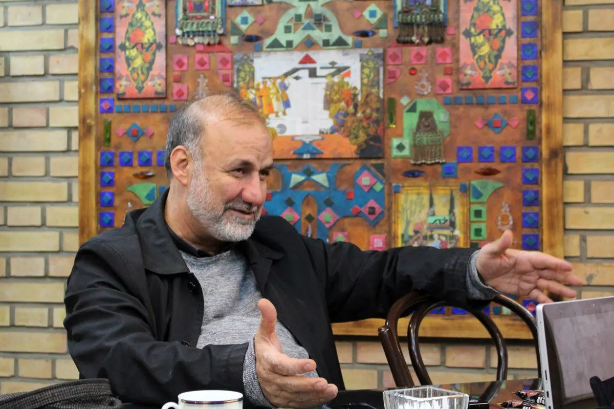 مردم در انتخابات 1400 یک «چهره نظامی» را رئیس جمهور خواهند کرد؟ / بیادی: برخی دنبال کودتای بدون خونریزی برای رفرم سیاسی و اجتماعی هستند/قلدران جهانی با استفاده از احمق‌های سیاسی دنبال اجرای چنین طرح هایی‌اند /قالیباف و رضایی مسیر سیاسی دیگری را انتخاب کنن