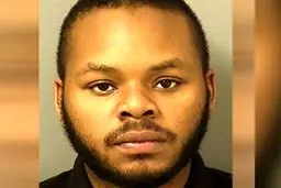 پزشک قلابی کرونا بازداشت شد! +عکس