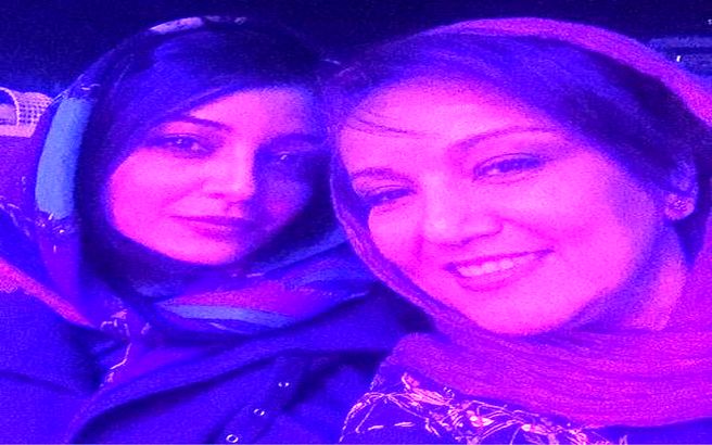 سلفی ساره بیات و پانته آ بهرام در کنسرت محمدرضا گلزار