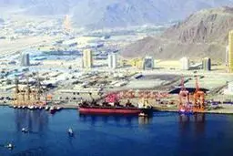 اخبار ضدونقیض درباره انفجار در بندر فجیره امارات