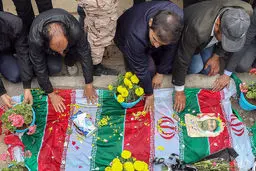 تشییع پیکر شهید مدافع حرم در اردبیل