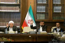 خنده احمدی نژاد به رای محسن رضایی/ عکس