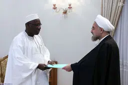 تقدیم استوارنامه سفرای خارجی به رئیس جمهور/تصاویر