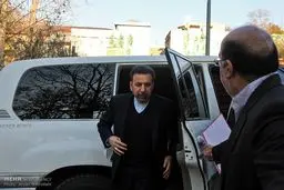 خودروی شاسی بلند وزیر ارتباطات در سفر به کردستان/عکس