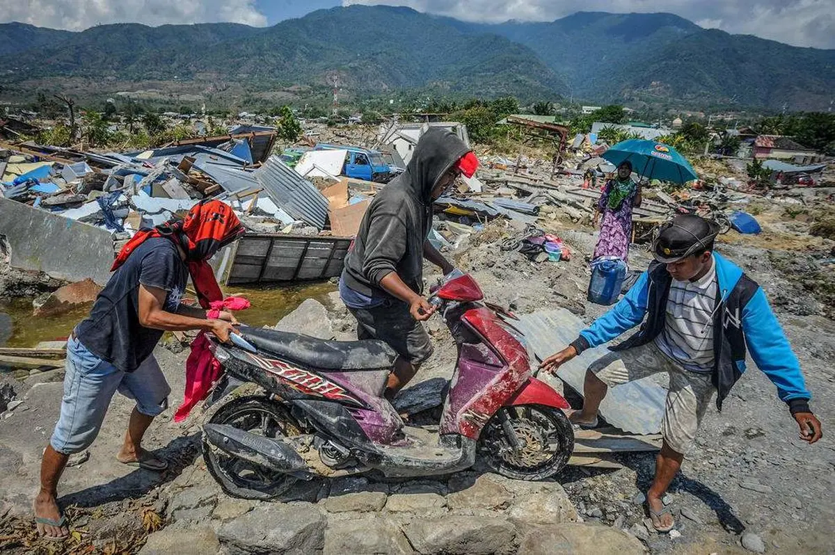 تصاویری از مناطق زلزله و سونامی زده در جزیره "سولاوسی" اندونزی