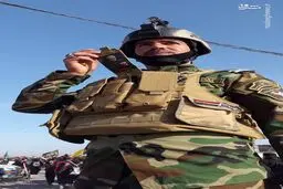 حاج قاسم سلیمانی؛ عشق سرباز عراقی /عکس