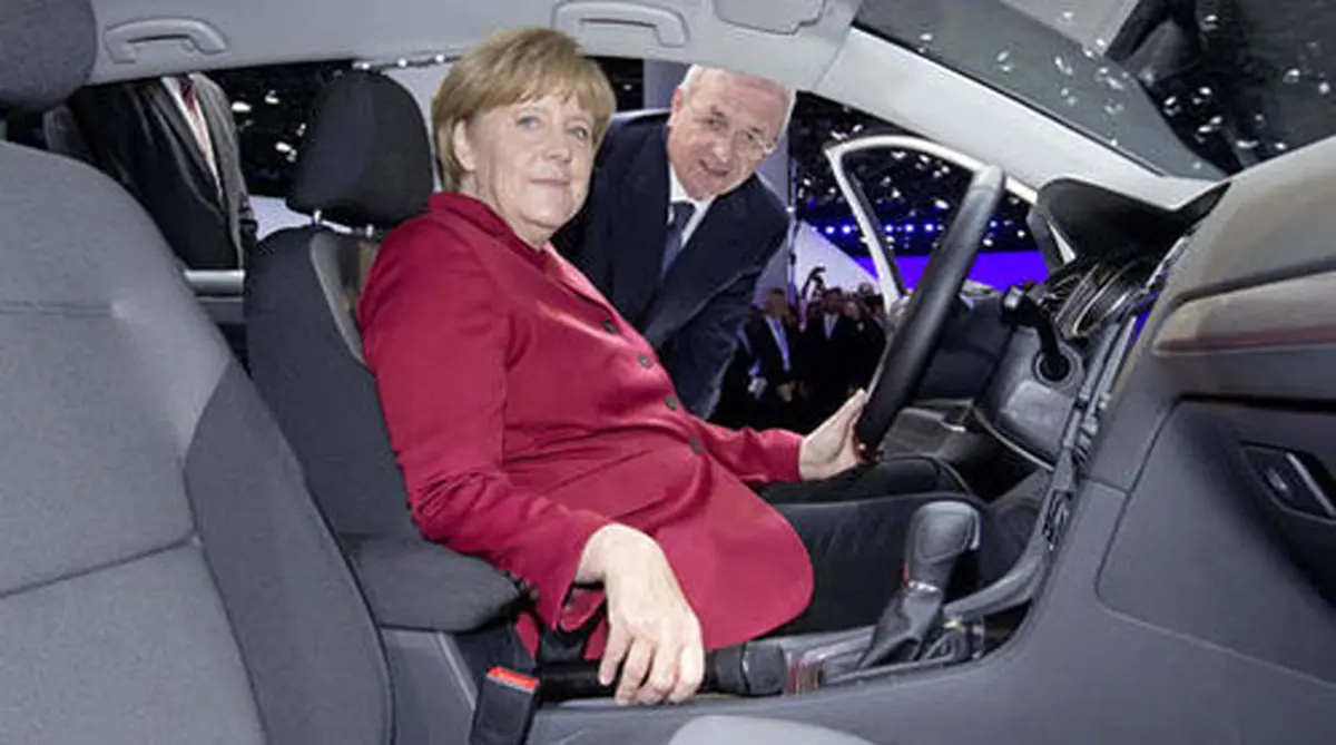 از بنز تمام عیار پوتین تا کلکسیون خودروهای مرکل+تصویر