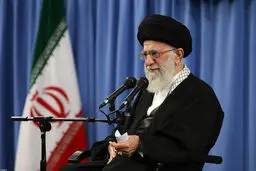 تاثیرات همبستگی مردم در بیانات رهبر انقلاب