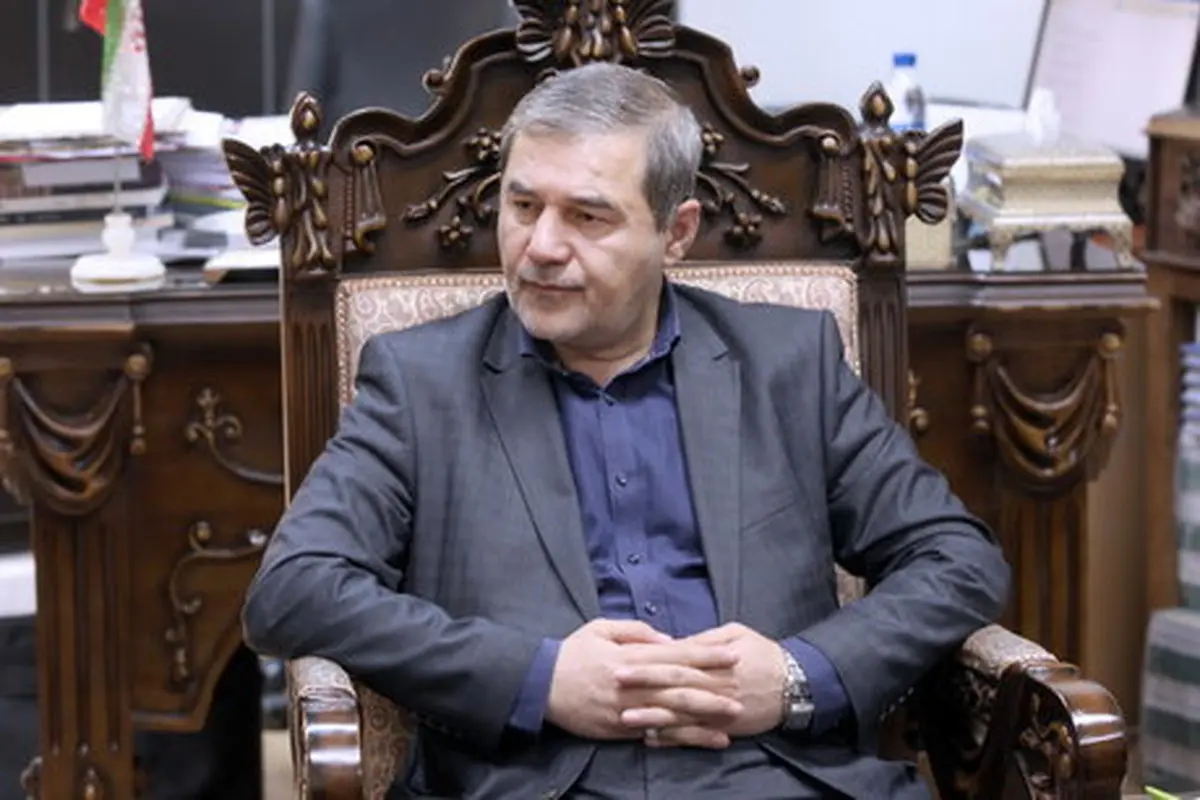 نامور مطلق از شورای جهانی صنایع دستی هم انصراف داد