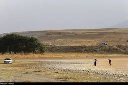 تالاب خشک شده قوری گل /عکس
