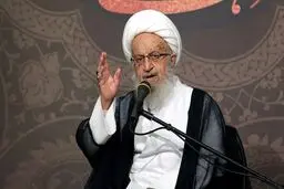 نظر آیت الله مکارم درباره حضور زنان در ورزشگاه