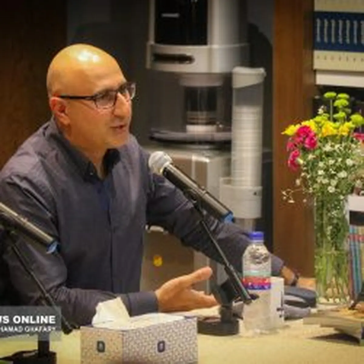 تصاویری از جلسه دیدار و گفتگو با منصور ضابطیان