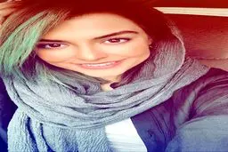 رنگ موی متفاوت دنیا مدنی در سلفی جدیدش