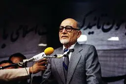 بازرگان چگونه نخست‌وزیر شد؟