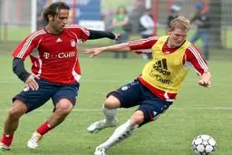 عکسی از علی کریمی و کاپیتان تیم ملی آلمان در تمرین بایرن مونیخ