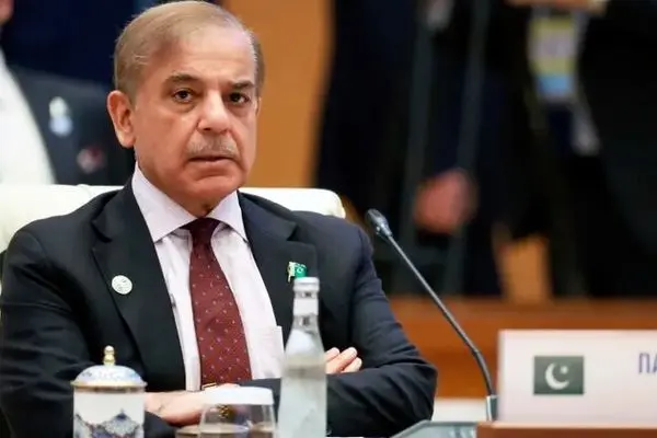 حضور شهباز شریف در مراسم تشییع پیکر رهبر شهید