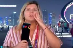 دزدی از روزنامه نگار آرژانتینی در جریان اجرای زنده در قطر!