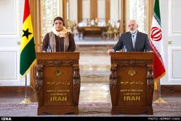 دیدار وزیر خارجه غنا با ظریف/تصاویر
