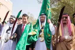 رقص شمشیر رئیس جمهور چین برای عرب ها!/عکس