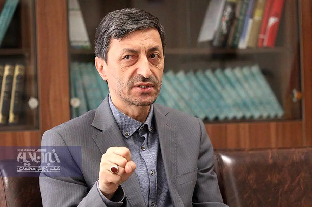 پرویز فتاح: همه فرصت‌ها برای احمدی‌نژاد از دست رفته است/ با تندروی کار پیش نمی‌رود/ سود بردم که کاندیدای ریاست‌جمهوری نشدم/ عضو هیچ حزبی نیستم