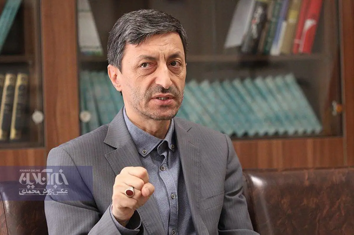 پرویز فتاح: همه فرصت‌ها برای احمدی‌نژاد از دست رفته است/ با تندروی کار پیش نمی‌رود/ سود بردم که کاندیدای ریاست‌جمهوری نشدم/ عضو هیچ حزبی نیستم