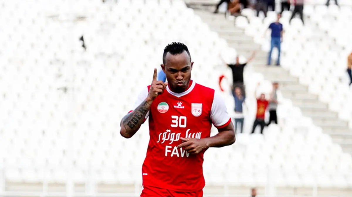 گزارش نامه‌نیوز از هیاهوی خالکوبی در فوتبال؛ کاسه‌های داغ‌تر از آش!