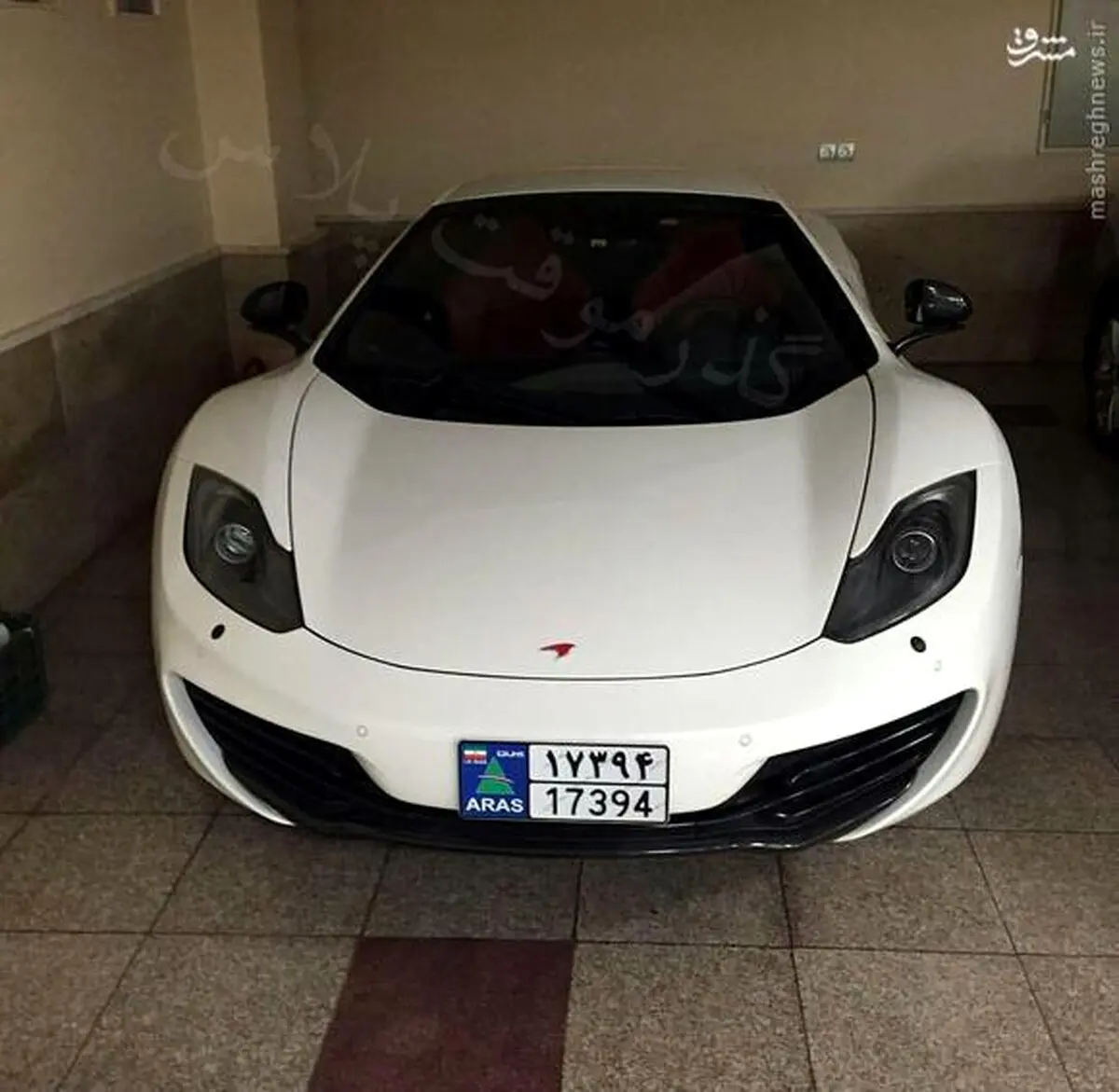 خودرو لوکسی که تنها یک عدد از آن در ایران وجود دارد/ عکس