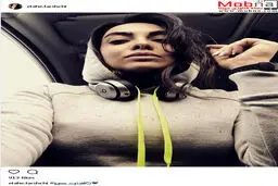 سلفی تو ماشینی الهه فرشچی با تیپ اسپورت/ عکس