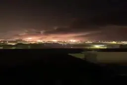 لحظاتی پس از حملات موشکی ایران به پایگاه عين الأسد