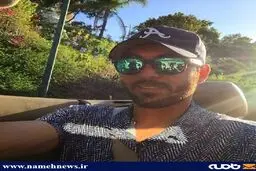 سلفی دروازه بان تیم ملی در خودروی کروک/ عکس