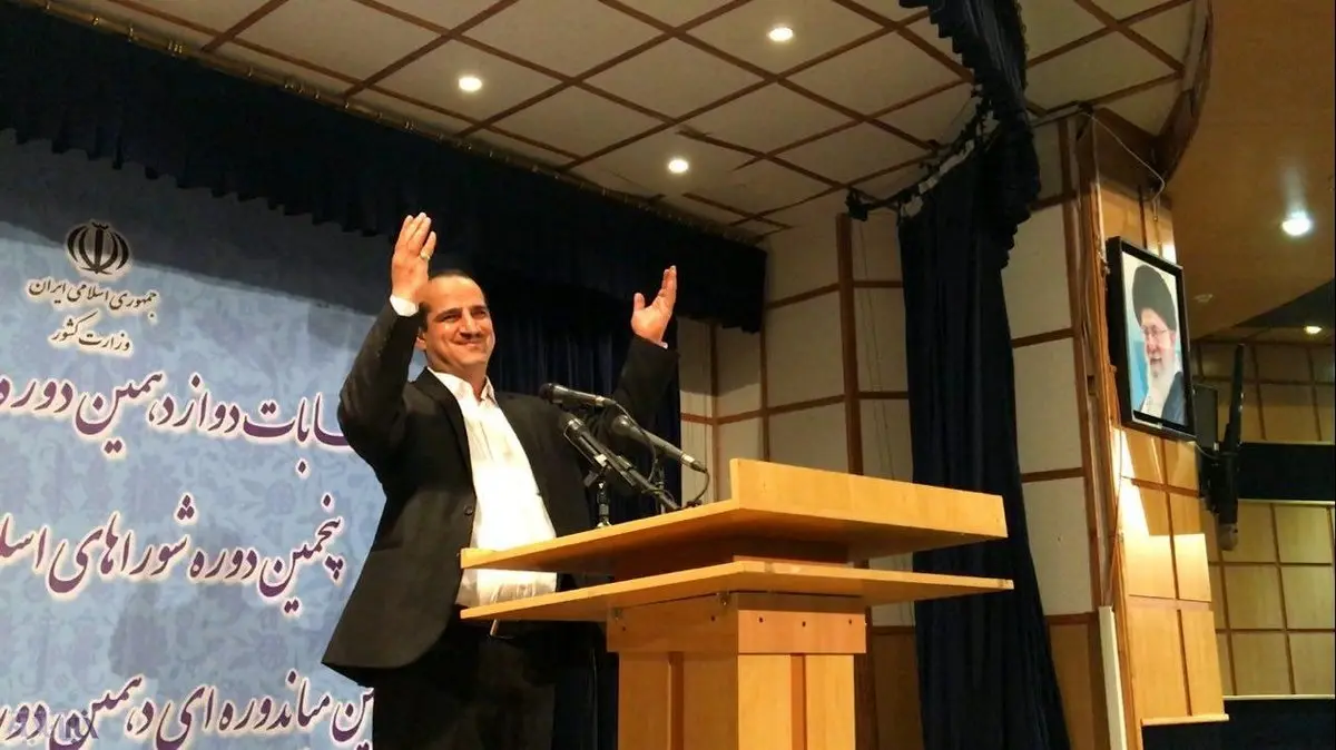 ادعاها و شعارهای عجیب و غریب نامزدهای انتخابات ریاست جمهوری/اعطای شورزار به مردم برای کاشت خیارشور