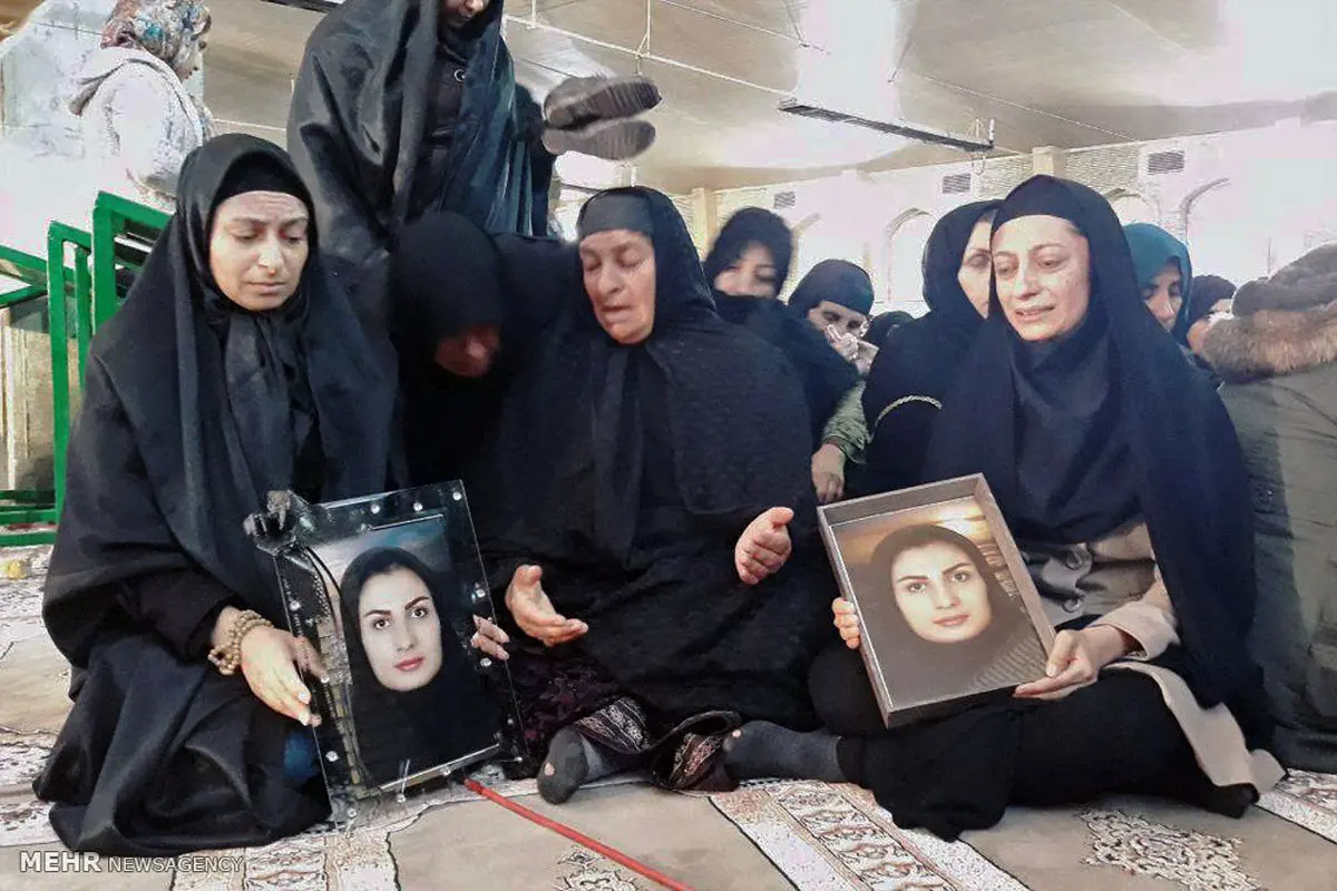 تصاویری از مراسم یادبود جانباختگان هواپیمای تهران -یاسوج