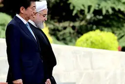 شینزو آبه چگونه این معما را حل می‌کند؟ ژاپن هم ائتلاف با آمریکا را می‌خواهد هم امکان خرید نفت ایران را