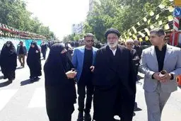 عکس/ برادر رهبر انقلاب در راهپیمایی روز قدس