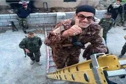 مداح معروف در عملیات آزادسازی تکریت/عکس