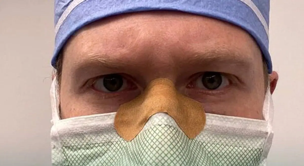 چه جوری ماسک بزنیم که عینک مون بخار نکنه+عکس