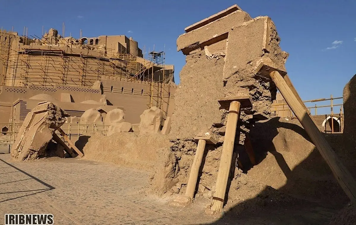 بزرگترین سازه خشتی جهان در روزهای پایانی مرمت/تصاویر