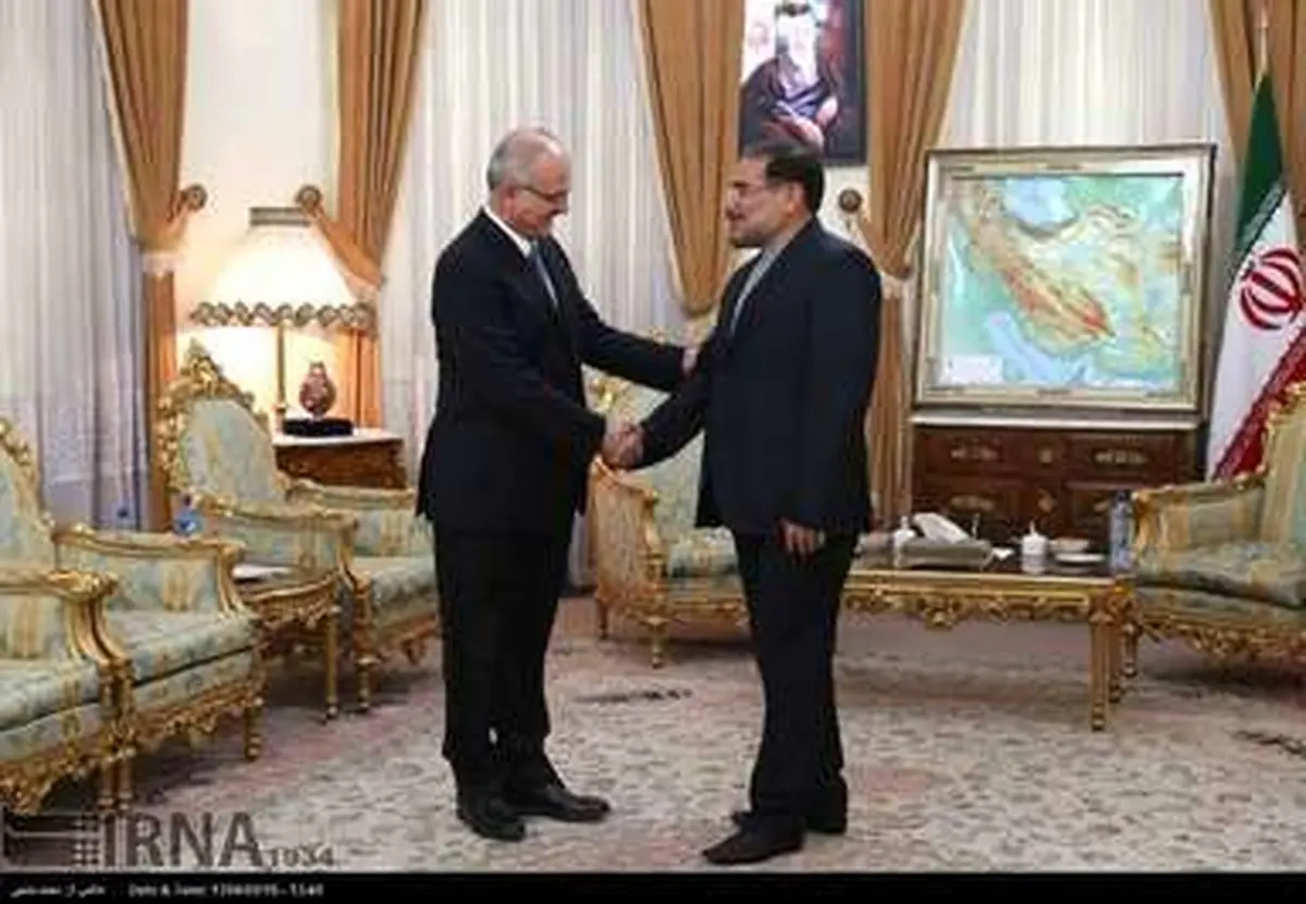 دیدار وزیر دارایی لبنان با شمخانی/تصاویر