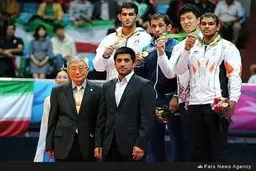 مدال آوران کشتی ایران/ تصاویر
