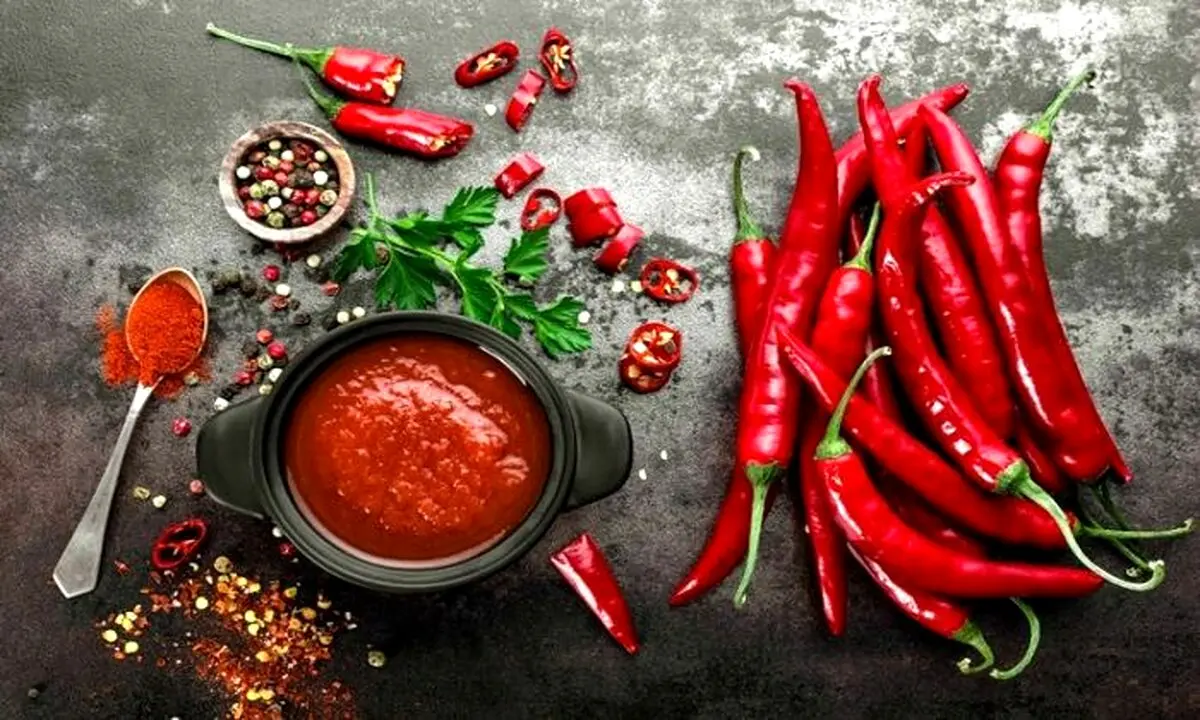 خوردن غذاهای تند و شور در روزهای گرم ممنوع