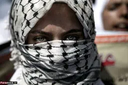 دختران فلسطینی در خط مقدم انتفاضه/تصاویر