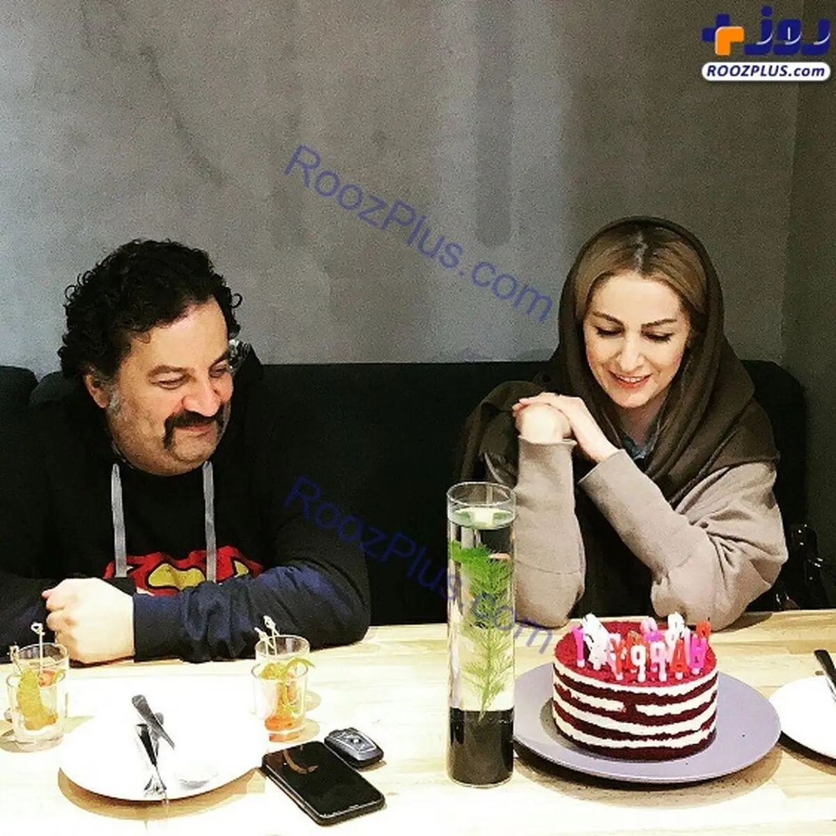 جشن تولد رمانتیک خانم بازیگر در کنار همسر/عکس