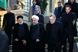 یک سال پس از اعتراضات آبان / برنده و بازنده بازی ناگهانی گرانی بنزین که بود؟ / از تغییر ترکیب مجلس تا ترور سردار سلیمانی
