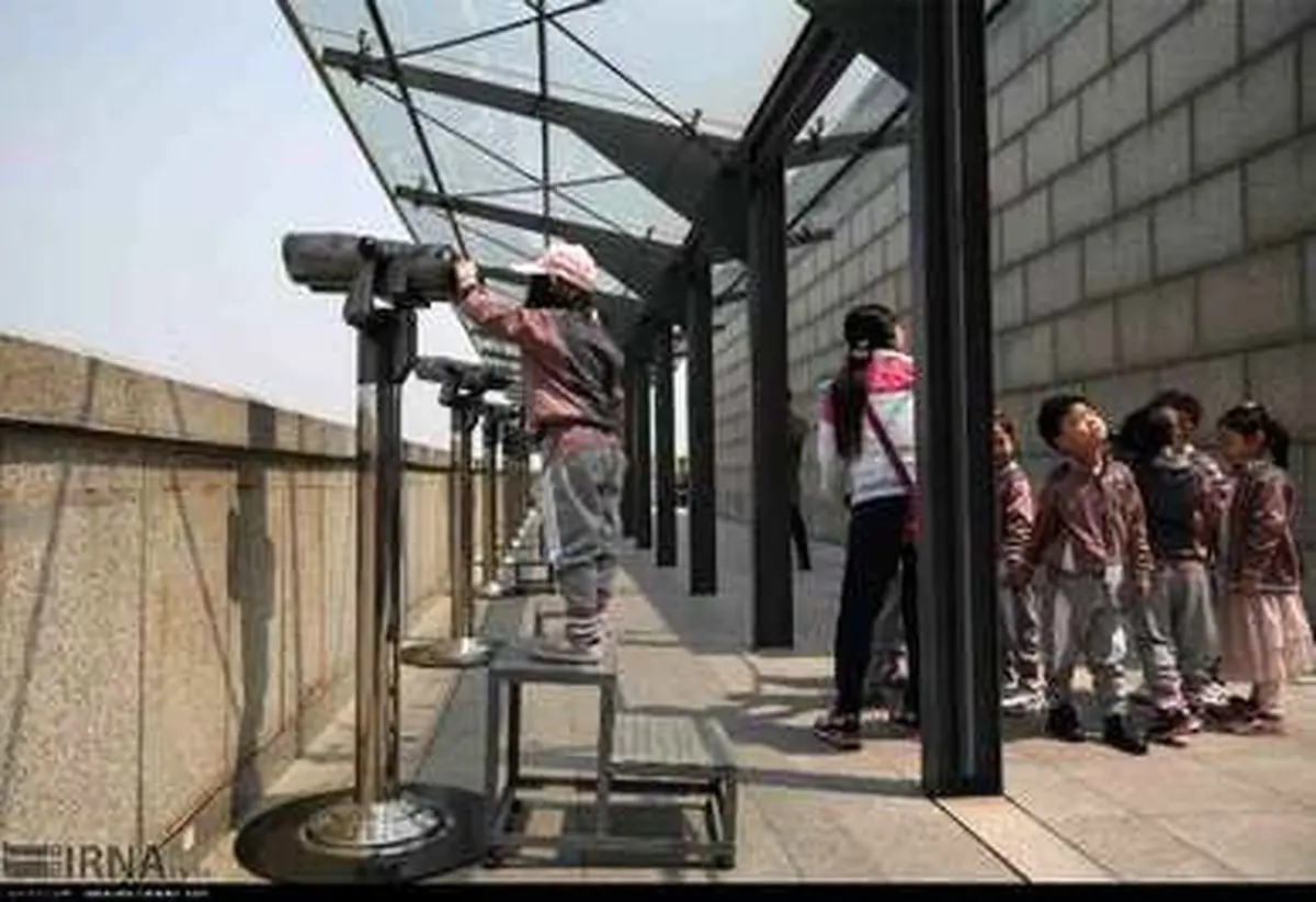 تصاویر حاشیه ای دیدنی از دیدار تاریخی رهبران کره شمالی و جنوبی