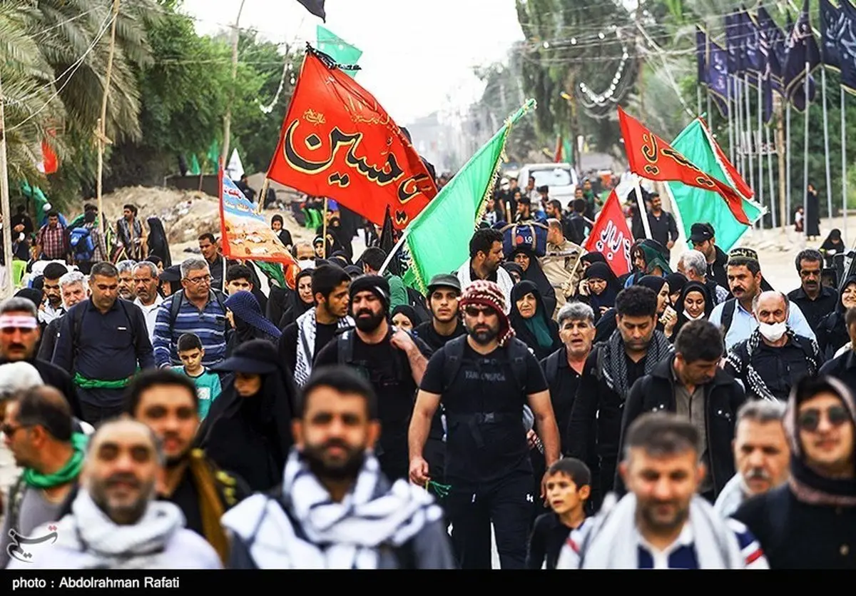 قدم به قدم با زائران حسینی از سهله تا کربلا/تصاویر