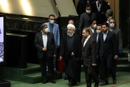 روحانی در مجلس یازدهم + تصاویر